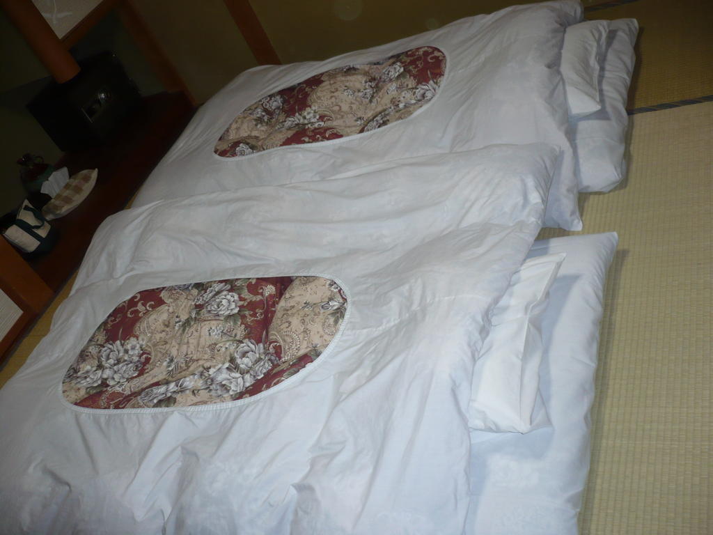 Oyado Nozawaya Hotel Bagian luar foto