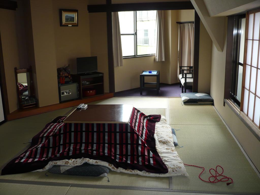 Oyado Nozawaya Hotel Bagian luar foto
